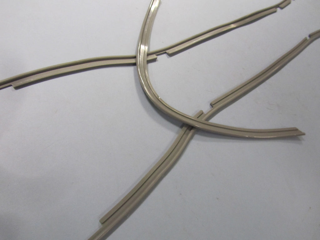 Lambretta Grey Series 1 and 2 Shaped and Pre Cut Horncast Rubber Set